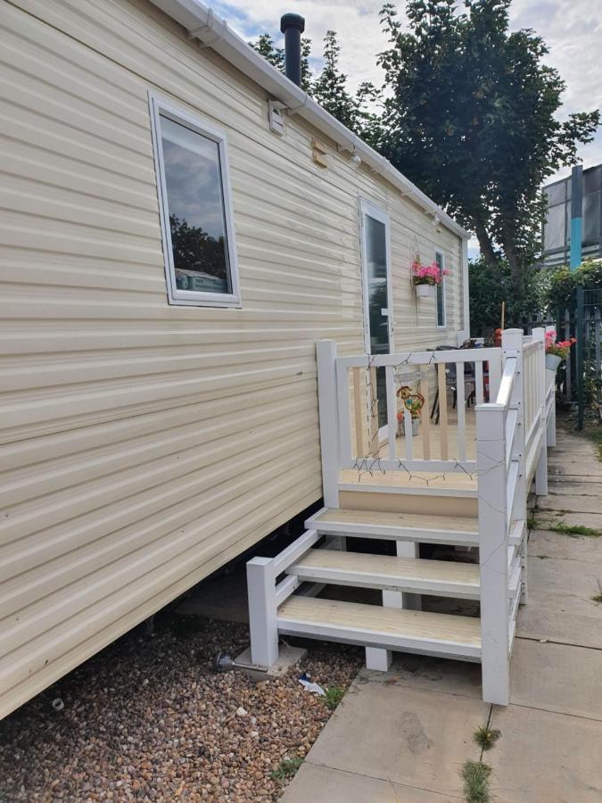 The Wolds 6 Berth Caravan 잉골드멜스 외부 사진